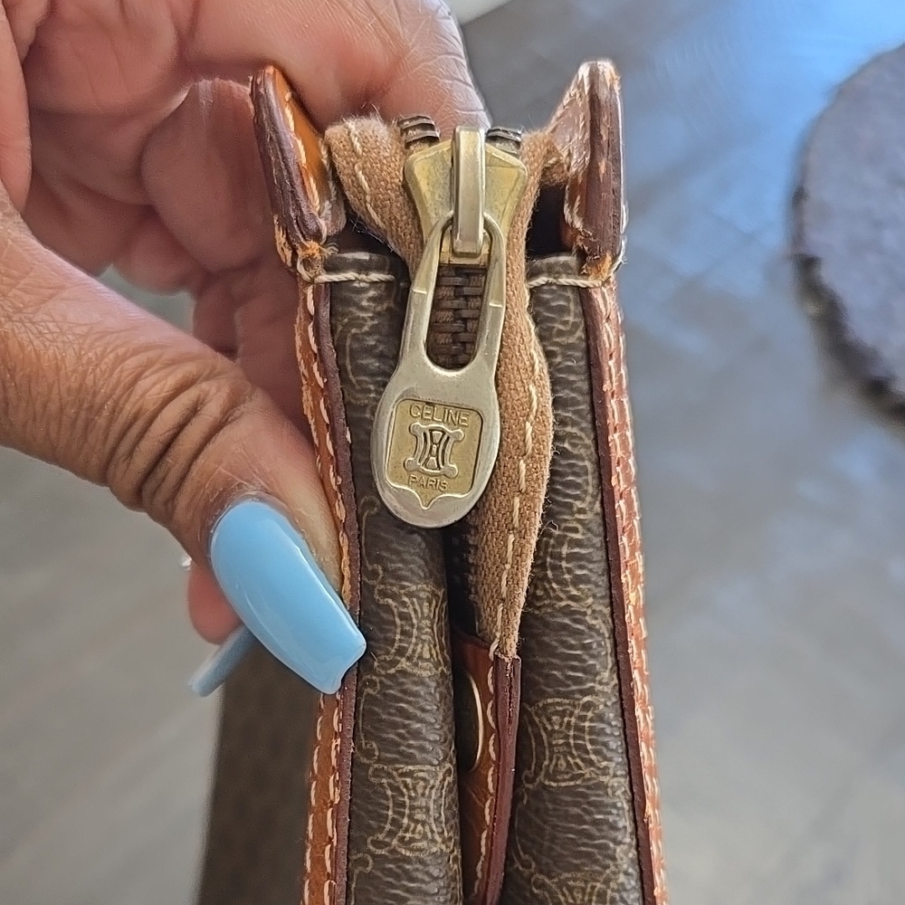 Celine Toiletry - Picture 6 of 16